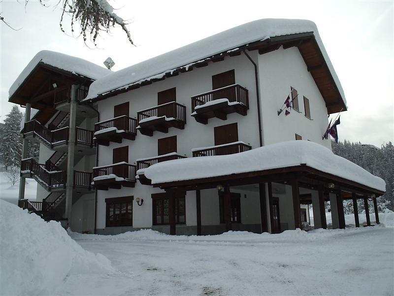 Park Hotel Gran Bosco Oulx Buitenkant foto