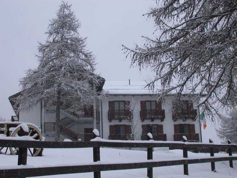 Park Hotel Gran Bosco Oulx Buitenkant foto